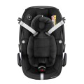 8799672110_2020_maxicosi_carseat_babycarseat_pebbleproisize_black_essentialblack_easyinharness_front.jpg