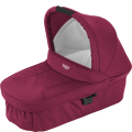 britax_hard_carrycot_winered_02_br_2016_72dpi_2000x2000.png
